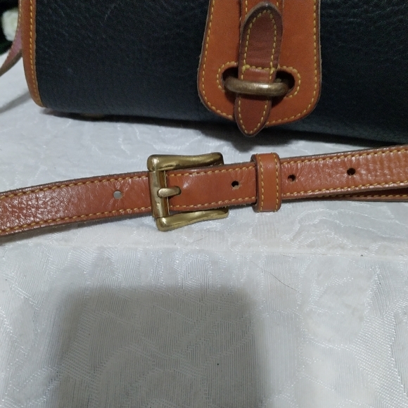Dooney & Bourke Vintage All Weather Leather purse - Picture 15 of 16